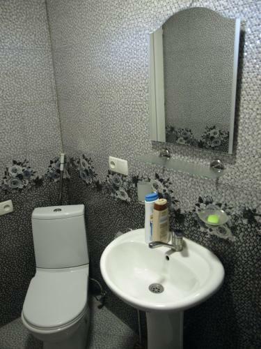 Hostal Guest House Ebralidze