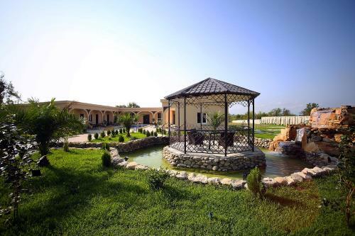 Hotel Oasis Villa