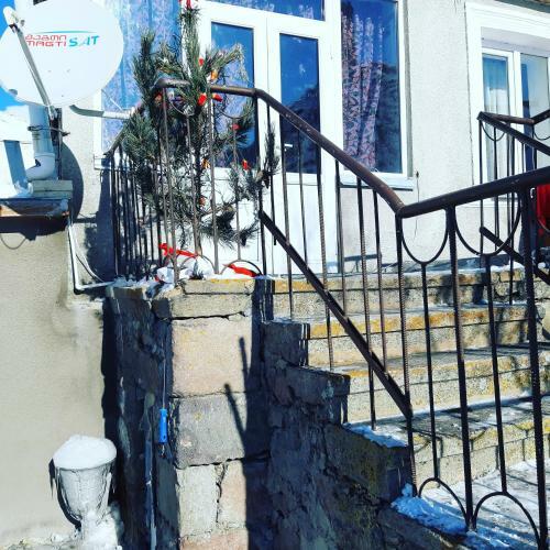 House Alpinist