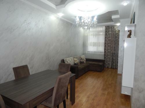 Apartament Inasaridze Gia