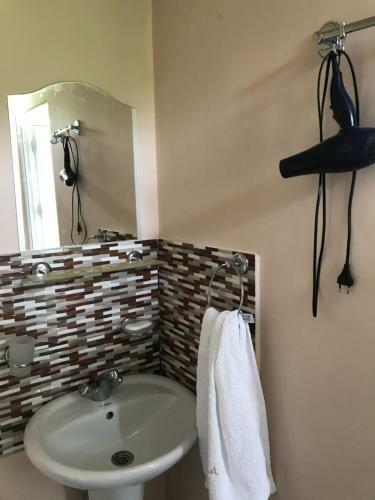 Hostal Guest House On Saakadze 9
