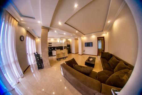 Albergue Check Inn Hotel