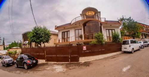 Albergue Check Inn Hotel