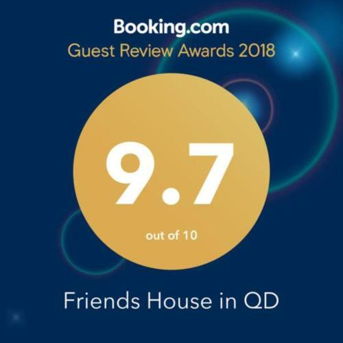 Hostal Friends House In Qd