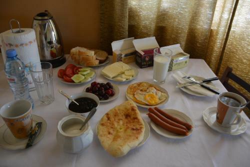 Hostal Friends House In Qd