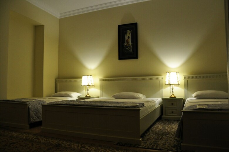 Crown Hotel