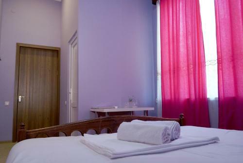 Hostal Mimino Guest House