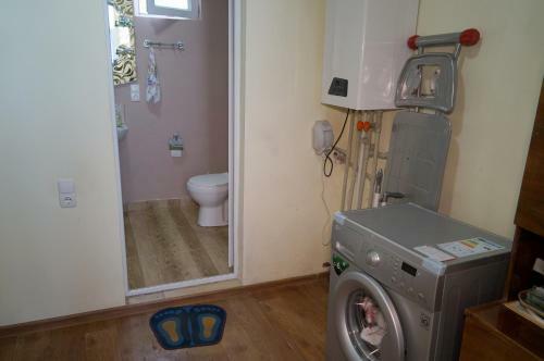 Hostal Mimino Guest House