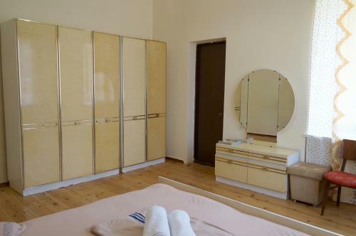 Hostal Mimino Guest House