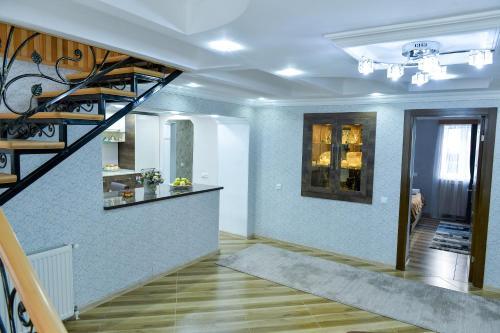 Hostal Mizandari 3