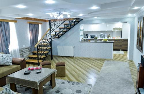 Hostal Mizandari 3