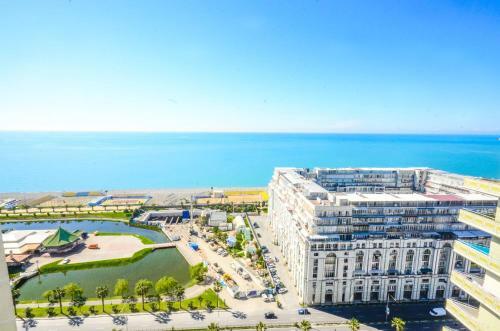 Apartment With Sea View On 22 Floor