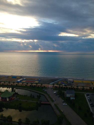 Apartment With Sea View On 22 Floor