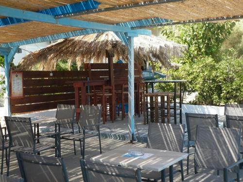 Hostal Akri Rooms