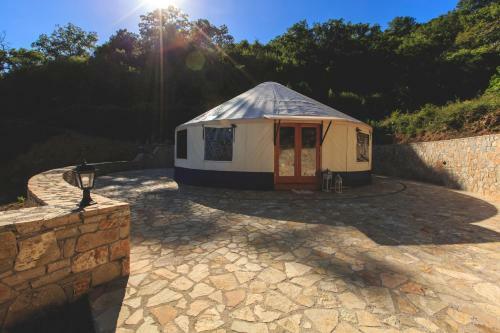 Hotel Abeliona Retreat