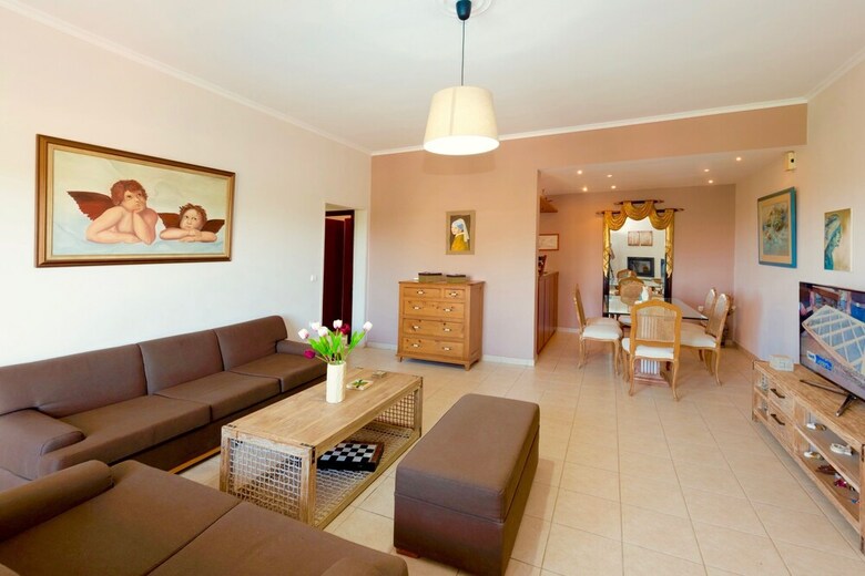 Villa Klironomos