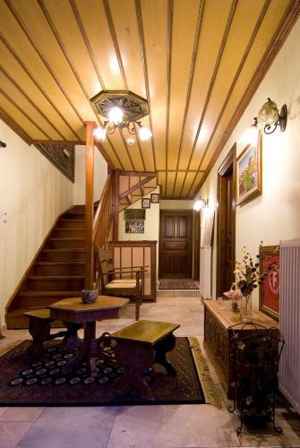 Hostal Kato Machalas