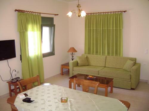 Rodousakis Homes