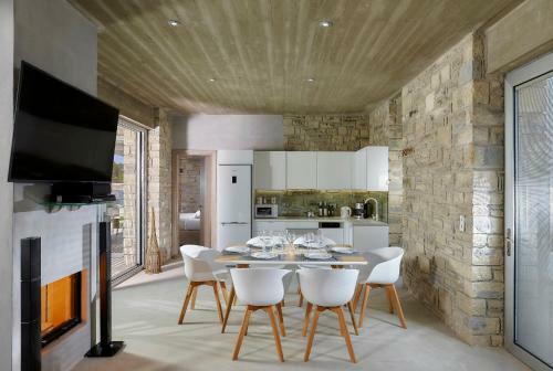 Kouros N' Kori Villas