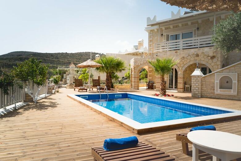 Nikolas Villa-anesis Family