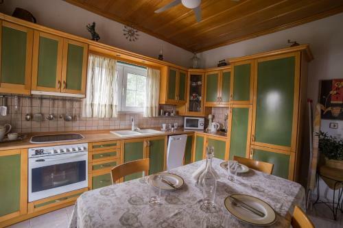 Apartamento D&y Holiday Home Kallith�a