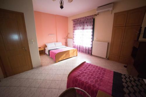 Hotel Galaxias