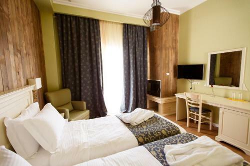Hotel Irene's Resort