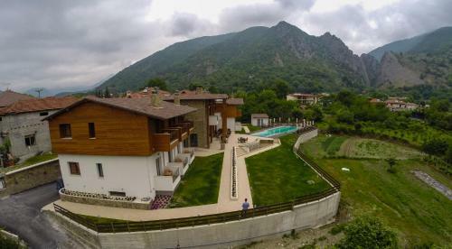 Hotel Irene's Resort