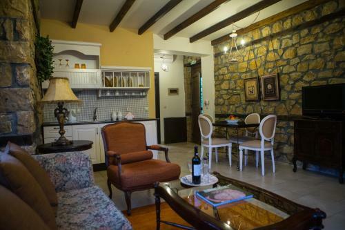 Hostal Archontiko Emmanouilidi Suites