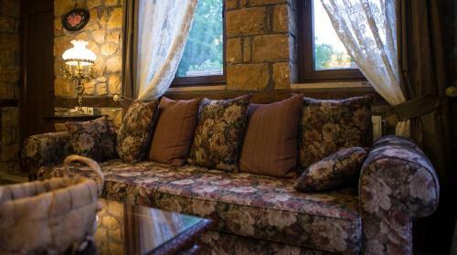 Hostal Archontiko Emmanouilidi Suites