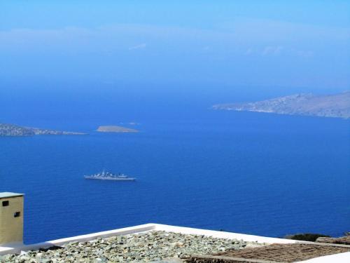 Andros Gr Nr Batsi Seaview House