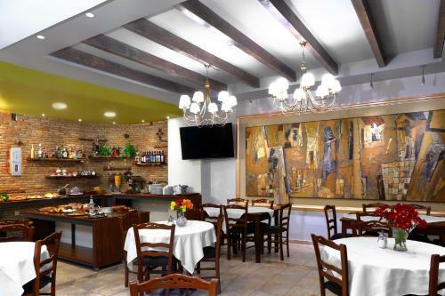 Hotel Artemis Traditional Guesthouse