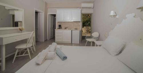 Hotel Mythos Suites Diskos