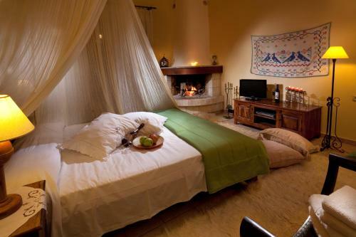 Hostal Agnantio Studios & Suites