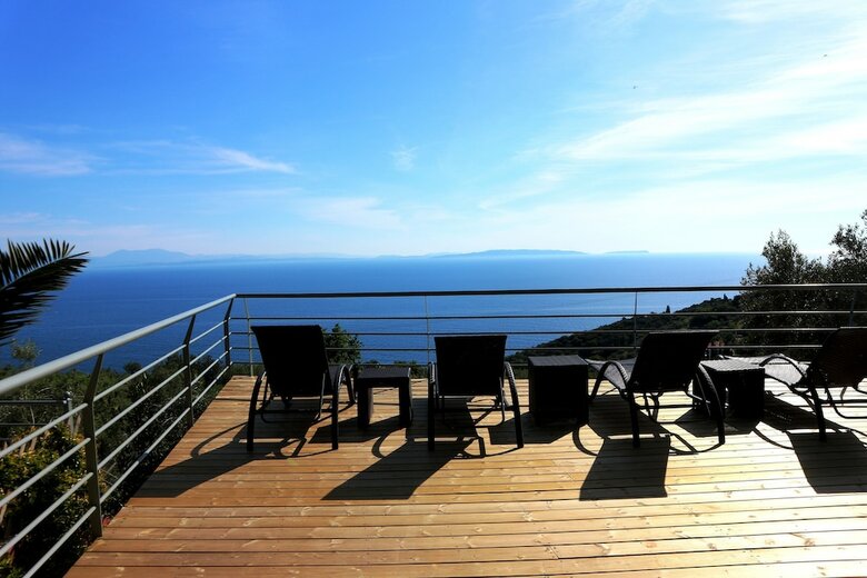 Villa Dio Guesthouses