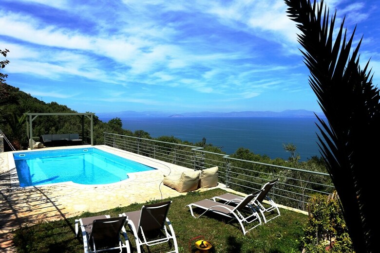 Villa Dio Guesthouses