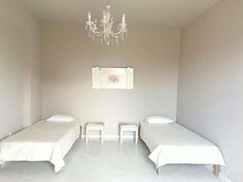 Artemis Apartments A2