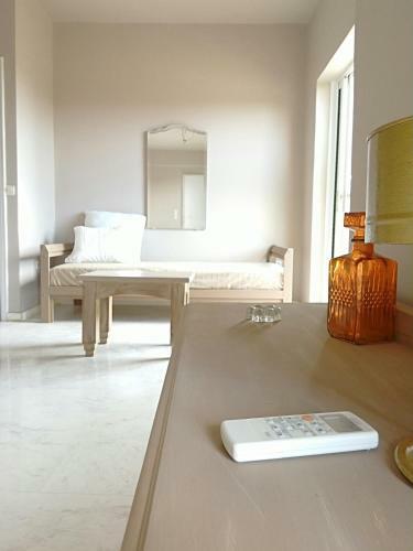Artemis Apartments A2