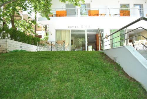 Hotel Ena