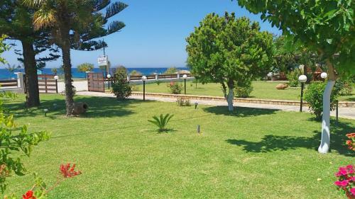 Hotel Raptis Apartments
