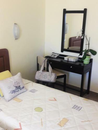 Hostal Hotel Florakis