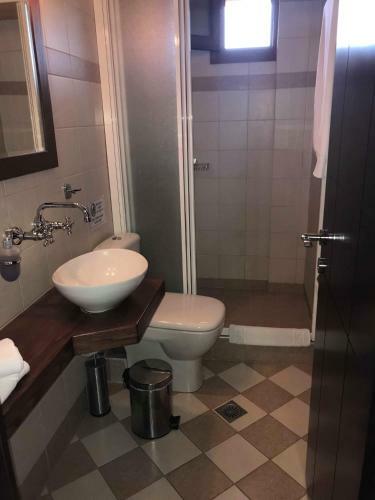 Hostal Guesthouse Alkioni