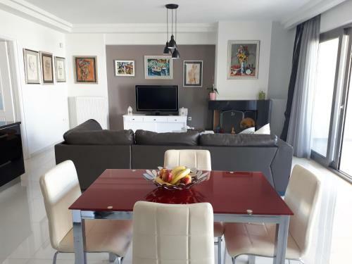 Apartamento Luxurious House Near The Sea