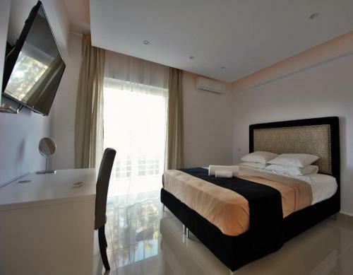 Athena Apartment