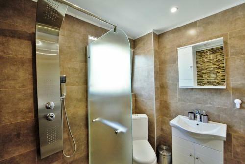 Athena Apartment