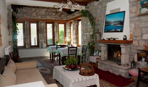 Apartamento To Balkoni Tis Limnis Plastira