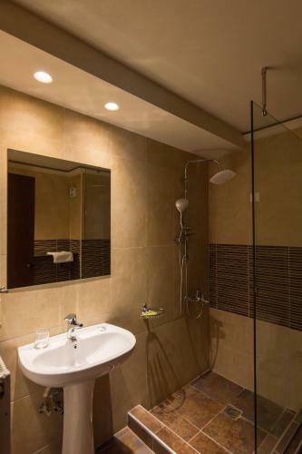 Nevros Hotel Resort And Spa