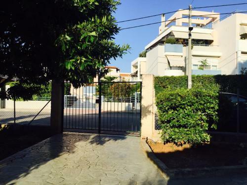 Vaso Home 150m. From The Beach.
