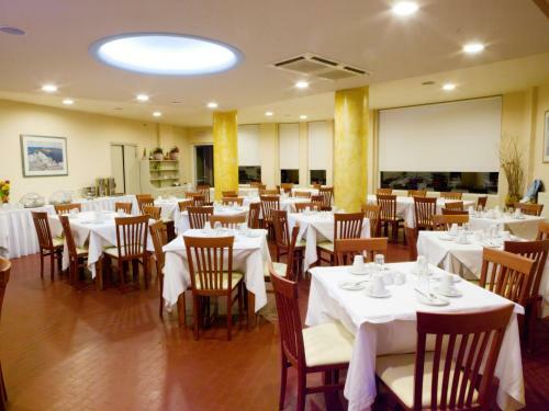 Thomas Beach Hotel