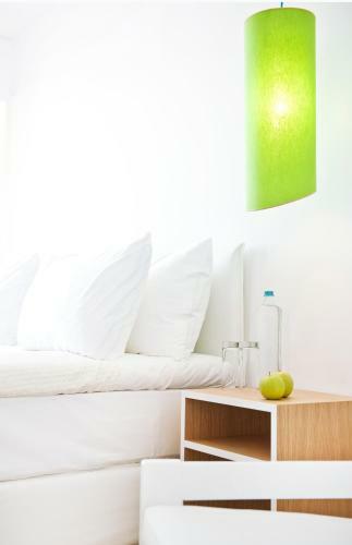Hotel Marathon Beach Resort